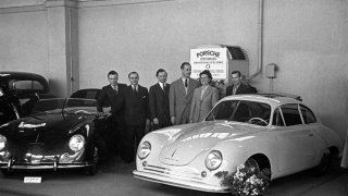 1_Roku 1949 se značka Porsche poprvé představila s