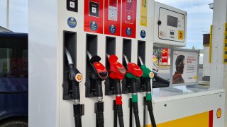 V Česku lze koupit palivo pod 40 Kč za litr, ukazuje seznam čerpacích stanic. Není ale přesný