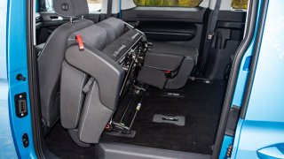 Ford Grand Tourneo Connect manuál