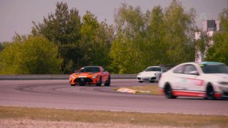 Reportáž z Track Day na okruhu v Brně a jízda v nejrychlejším Mercedesu-AMG