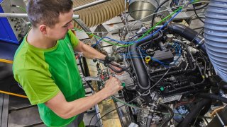 Navzdory elektromobilitě má Škoda stavět benzinové motory pro celý svět. Vyvíjí je přímo v Boleslavi