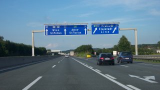 Rakousko téměř dokončilo dálnici z Vídně na Brno. U nás je ticho