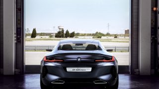 BMW Concept řady 8 4