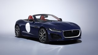 Jaguar ohlásil, že už za tři měsíce skončí se spalovacími motory. Náhradu ale zatím nemá