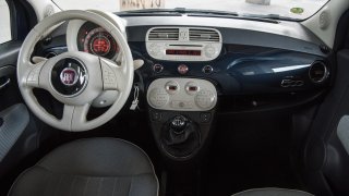 Fiat 500 1.4 16v interiér 5