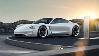 Porsche chystá rozsáhlé investice do elektrické mobility