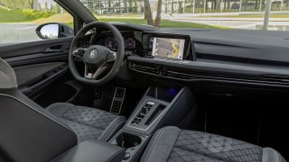 Volkswagen Golf 8 (2020) - elektrifikované verze
