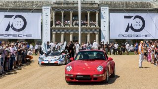 Oslava 70 let sportovních vozů Porsche proběhla i v Goodwoodu