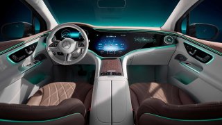 Mercedes ukázal interiér dalšího elektrického modelu. Tentokrát to bude velké SUV