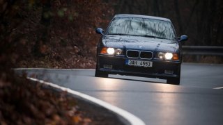 Retro: Devadesátkové BMW M3 se stalo idolem mladé generace. Tuneři ho napodobují dodnes