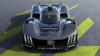 Peugeot má novou zbraň pro 24 hodin v Le Mans. Placku, která nemá ve světě motorsportu obdoby