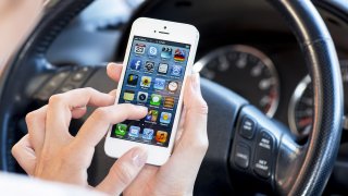 iPhony nás budou učit, jak být zodpovědnějším řidi