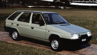 Škoda Forman (1990)
