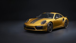 Zlaté Porsche 911 Turbo S Exclusive 11