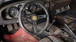 Ferrari Daytona odpočívalo v garáži skoro 40 let. 