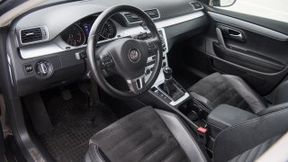 Ojetý Volkswagen CC interiér 4