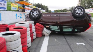 Nepochopitelná nehoda. Volvo XC60 bouralo na okruhu