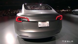 Tesla Model 3 - Obrázek 6