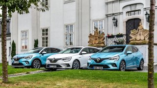 Renault tvrdě konkuruje novými hybridy Škodě i Toyotě. Sází na nízké ceny i na techniku z formule 1