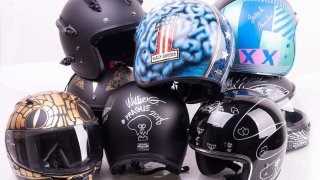 Harley-Davidson přilby k dražbě