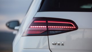 Volkswagen Golf GTI exteriér 9