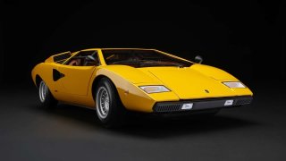 Získejte raritní Lamborghini, které kdysi vyjelo z linky s pořadovým číslem 12
