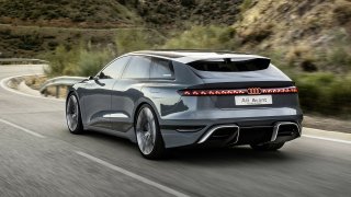 Elektrické kombi Audi A6 Avant e-tron ohrožuje kina a přidělává vrásky na čele manažerům značky