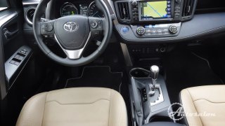 Toyota RAV4 Hybrid 6