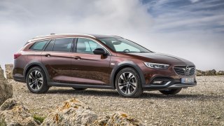 Konečně! Nový Opel Insignia dostane dieselové biturbo