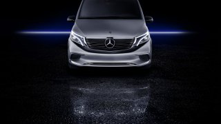 Mercedes-Benz EQV 4