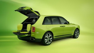 Rolls-Royce Cullinan Belle Lime Green