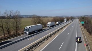 Pojišťovny znají silnici v Česku, kde dochází k nejdražším nehodám. Za dva roky vyšly na 40 milionů