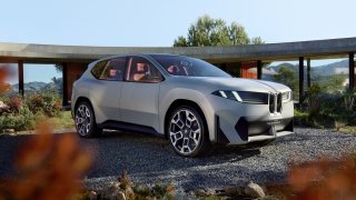 BMW ukázalo svou budoucnost v podobě Neue Klasse X a prozradilo detaily o cenové politice