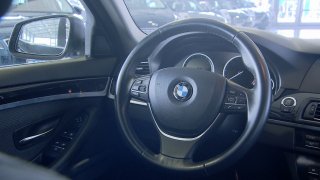 Luxus a rychlost! Test ojetého BMW 5 4