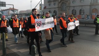 Aktivisté na pražské magistrále