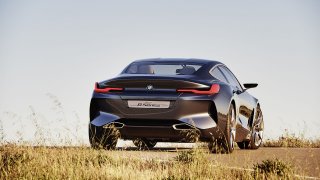 BMW Concept řady 8 7