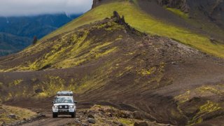 Land Rover Adventure Travel 