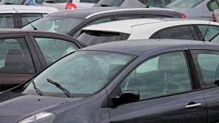 Prodej nových aut: Češi jsou čím dál větší vlastenci, úspěch slaví hlavně vozy vyrobené v tuzemsku